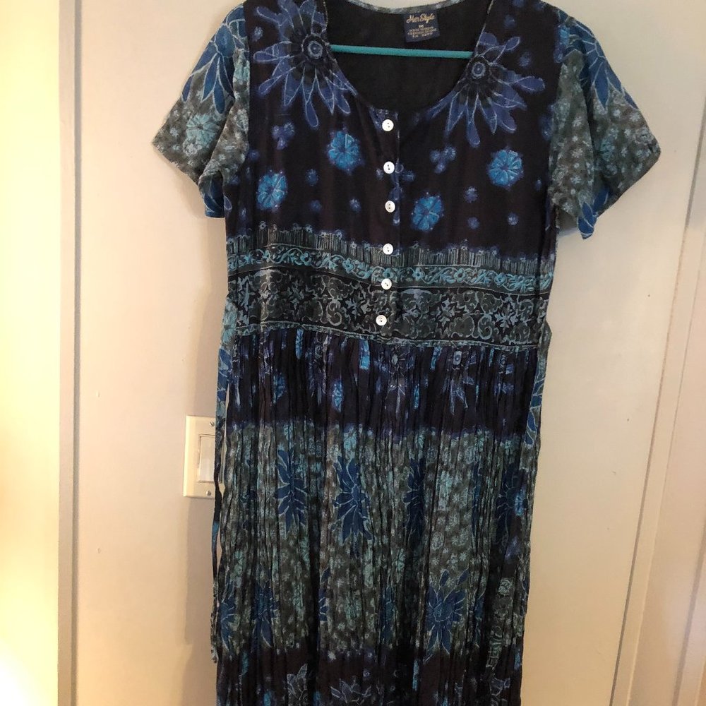 Her Style lightweight flowy dress Size Medium